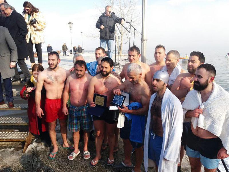 theofaneiakolimvites