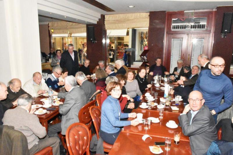 Τοσίτσειο κοπή πίτας Custom