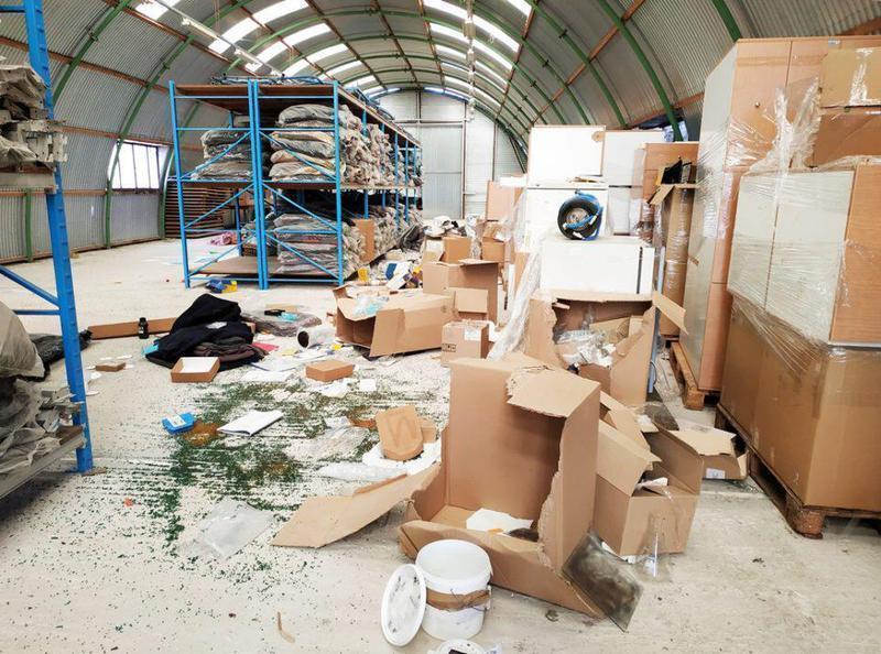 tol katsika vandalismos