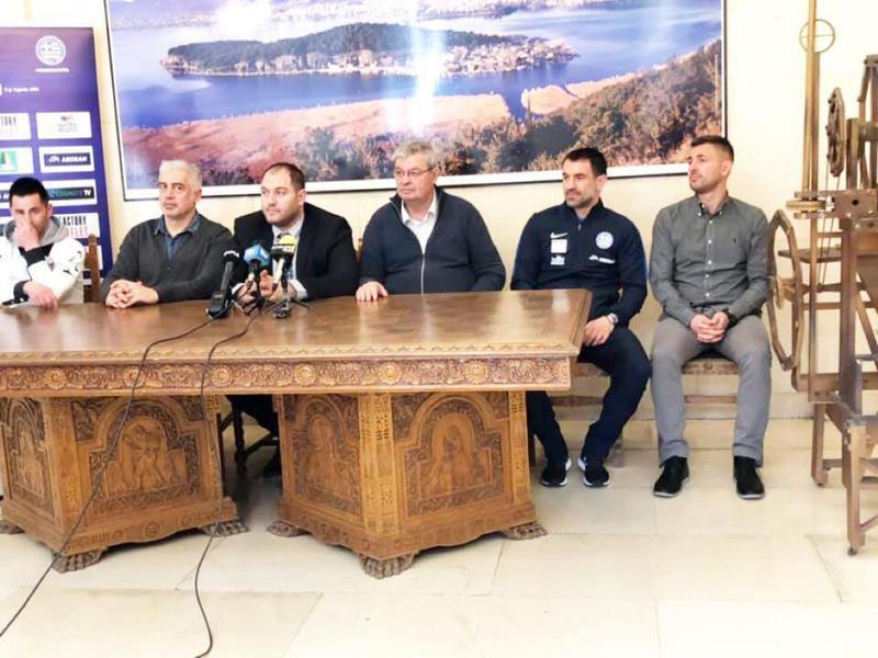 ΣΥΝΕΝΤΕΥΞΗ για αγώνα Custom