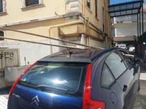 Ζημιές και προβλήματα από τους θυελλώδεις ανέμους 55 autokinhtosouvlaki 1