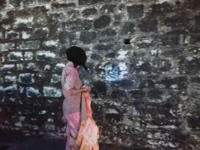 Αναζητώντας τη Νέλλη Custom