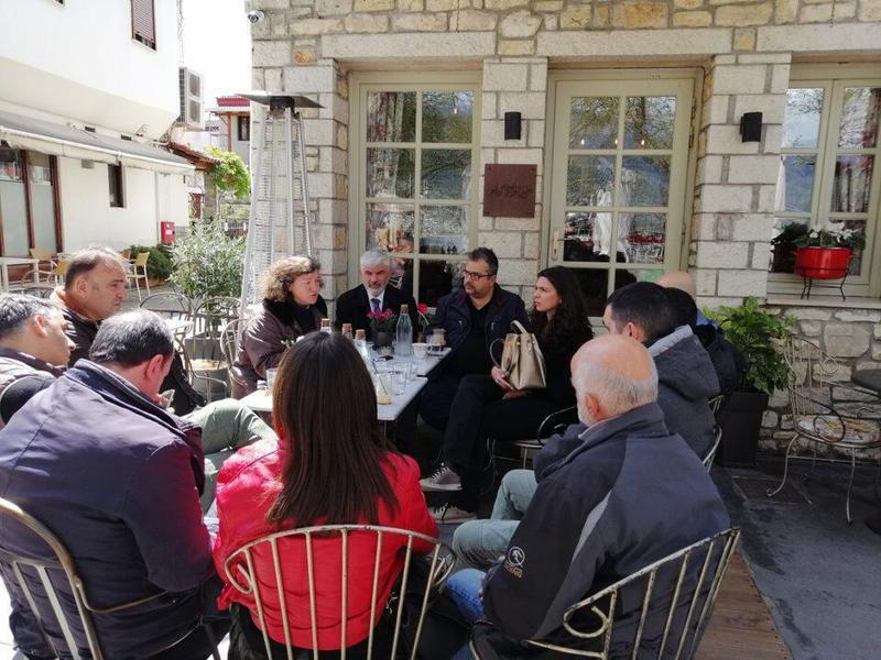 kalogianni periodeia pl.mavili