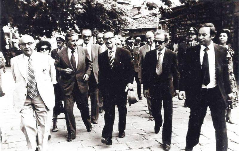 Μονοδένδρι Κίτσιος Αβέρωφ Custom