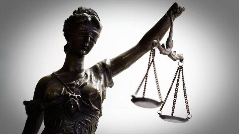 δικαιοσύνη Custom