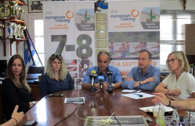 kopilasia neon synenteyksi