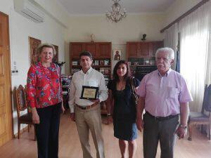 apinidotesparadosi 1