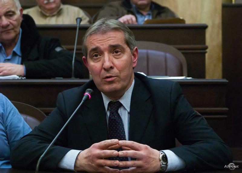 xristos panos symparastatis