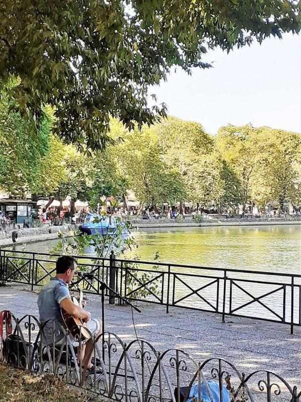 μώλος λίμνη Custom