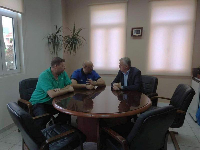 pliakosergasiakompasket1