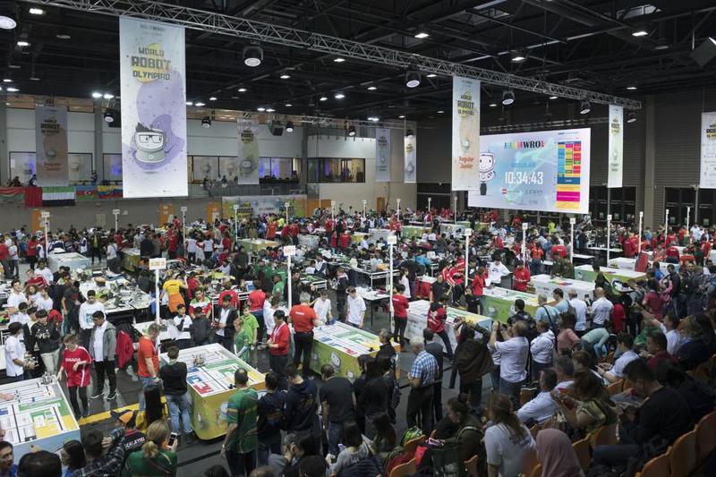 COSMOTE: Σημαντική ανάπτυξη της εκπαιδευτικής ρομποτικής και του STEM στην Ελλάδα 57 COSMOTE The Real Robokids 1 Custom