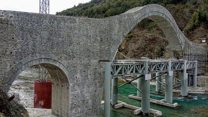 gefiraplakas150220 2