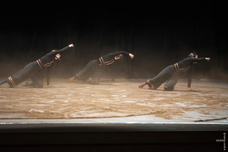 16 Steps To The Ground 4 Custom