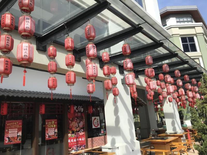 στολισμό των δρόμων της Κουάλα Λουμπούρ για την Κινέζικη πρωτοχρονιά. ΠΕΓΚΥ Custom