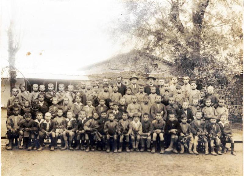 άσπρο μαύρο 110420 Custom