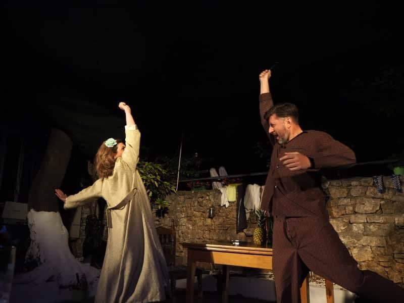 deipnome anana sarras