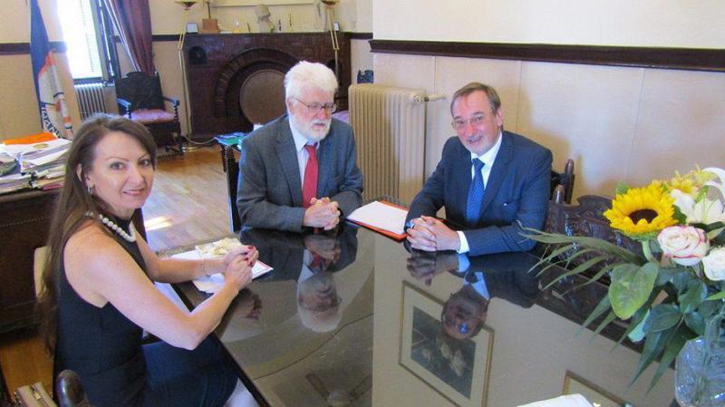 elisaf tsexospresvis 1