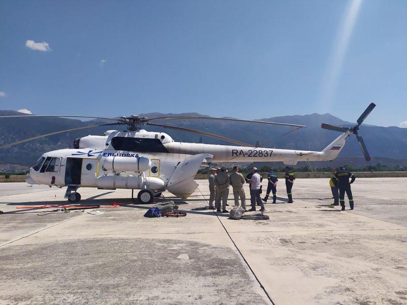 pyrosvestiko elikoptero mi8 3