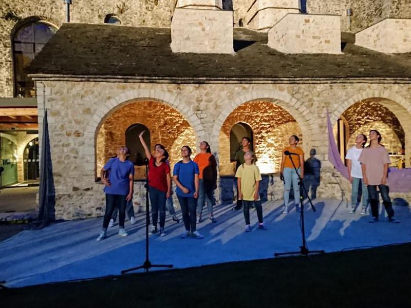 Έντεκα μπαλόνια ηλίου κι ένα παράπονο 58 και είναι όλα αυτά που θέλουμε να πούμε 1 Custom