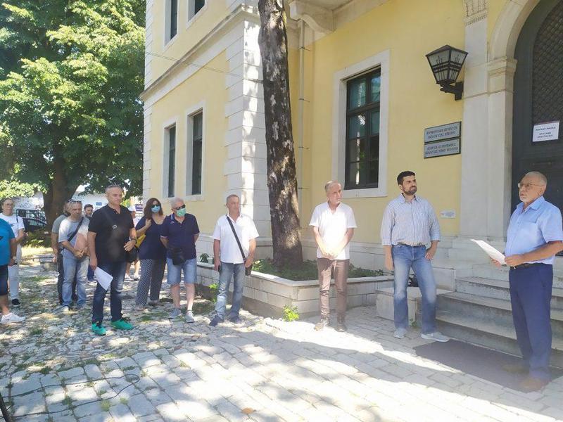 ekpaideytikoi kamboyrakis1