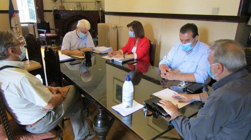 kefala elisaf maskes