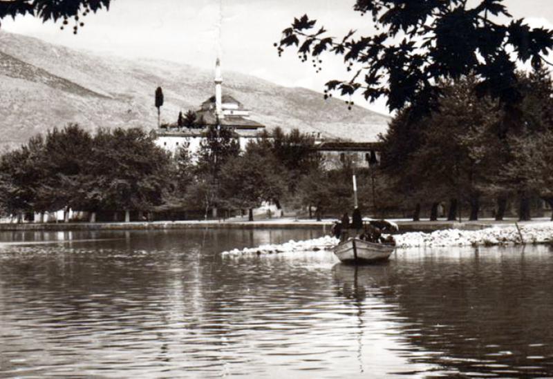 εικόνα 8 Custom