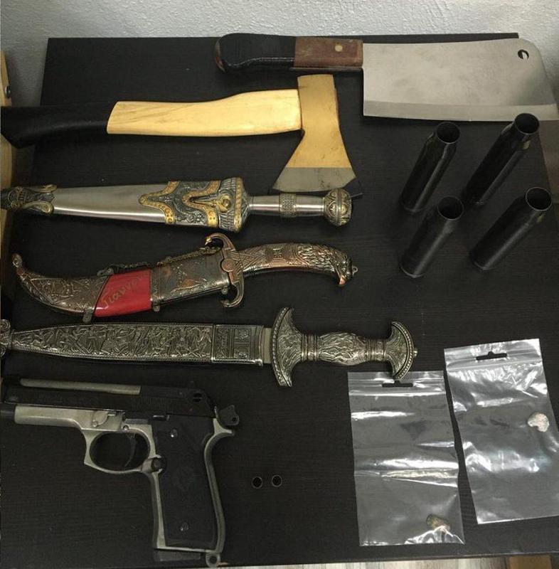 mpaltas maxairia tsekouri