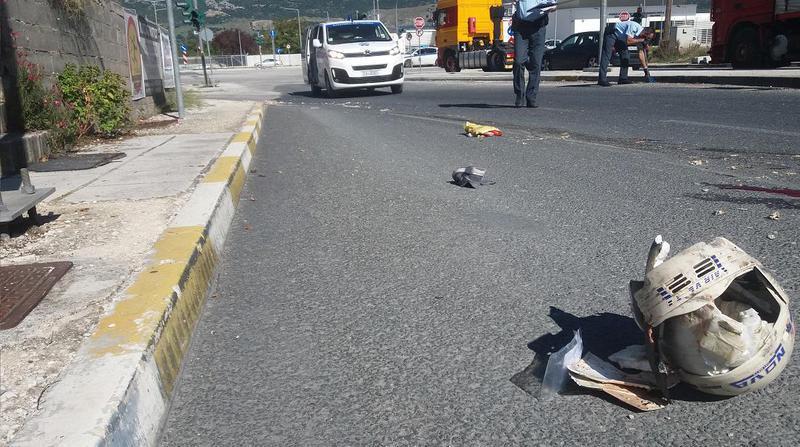 Νεκρός ο μοτοποδηλάτης στο τροχαίο στο αεροδρόμιο 55 troxaio aerodromio fortigo 2