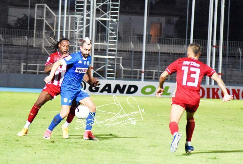 Μονομαχία Κριζμαν με Σεμέδο δίπλα Ραφίνια Custom