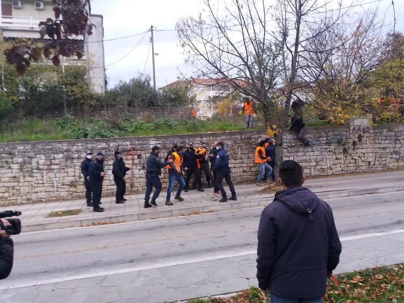 epeisodia polytexneio 3