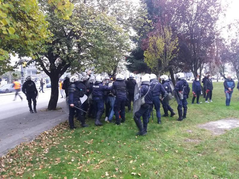 epeisodia polytexneio 5