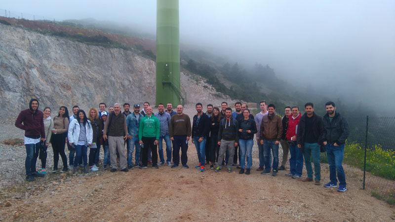 ΠΑΡΕΑ ποιος ξέρει γιατί