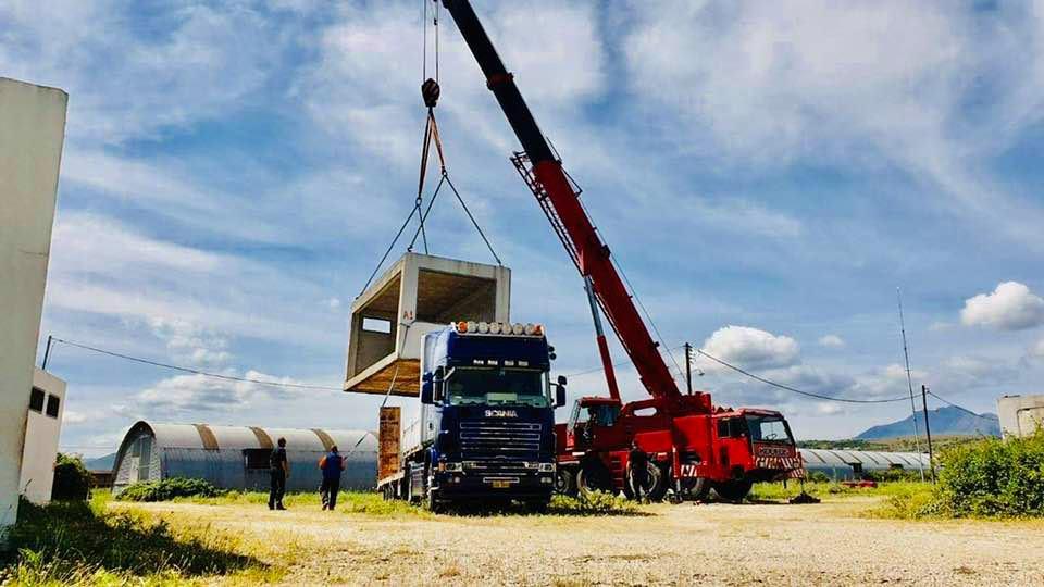Προκάτ Χατζηκώστα μεταφορά 1
