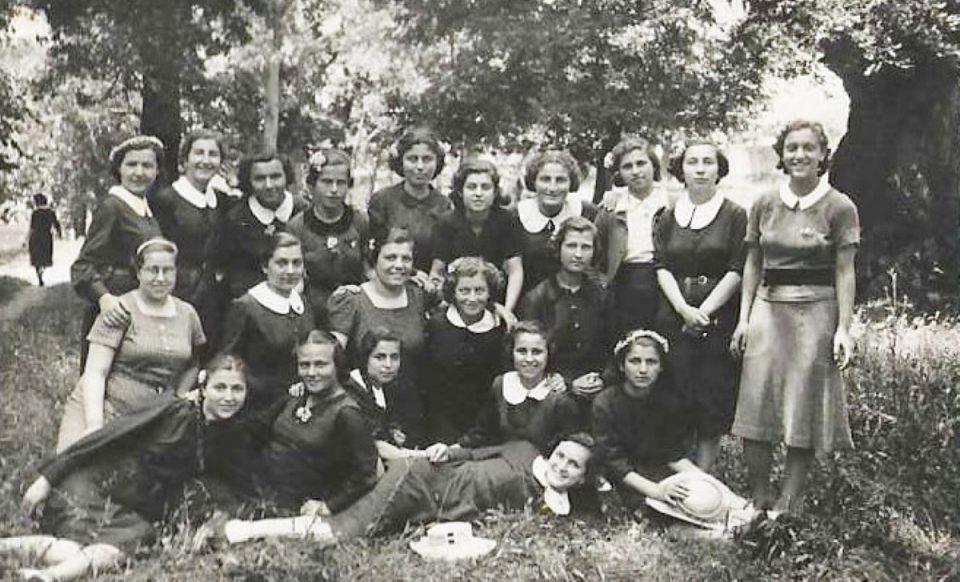 ασπρο μαύρο 100621 Custom