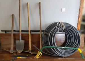 Με Kalashnikov επιτηρούσε τη φυτεία κάνναβης (βίντεο & φωτορεπορτάζ) 52 futeiakannavi konitsa 5