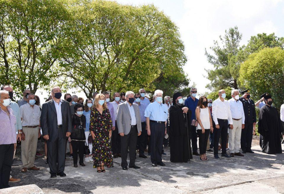 mnimeiostavraki2021 2