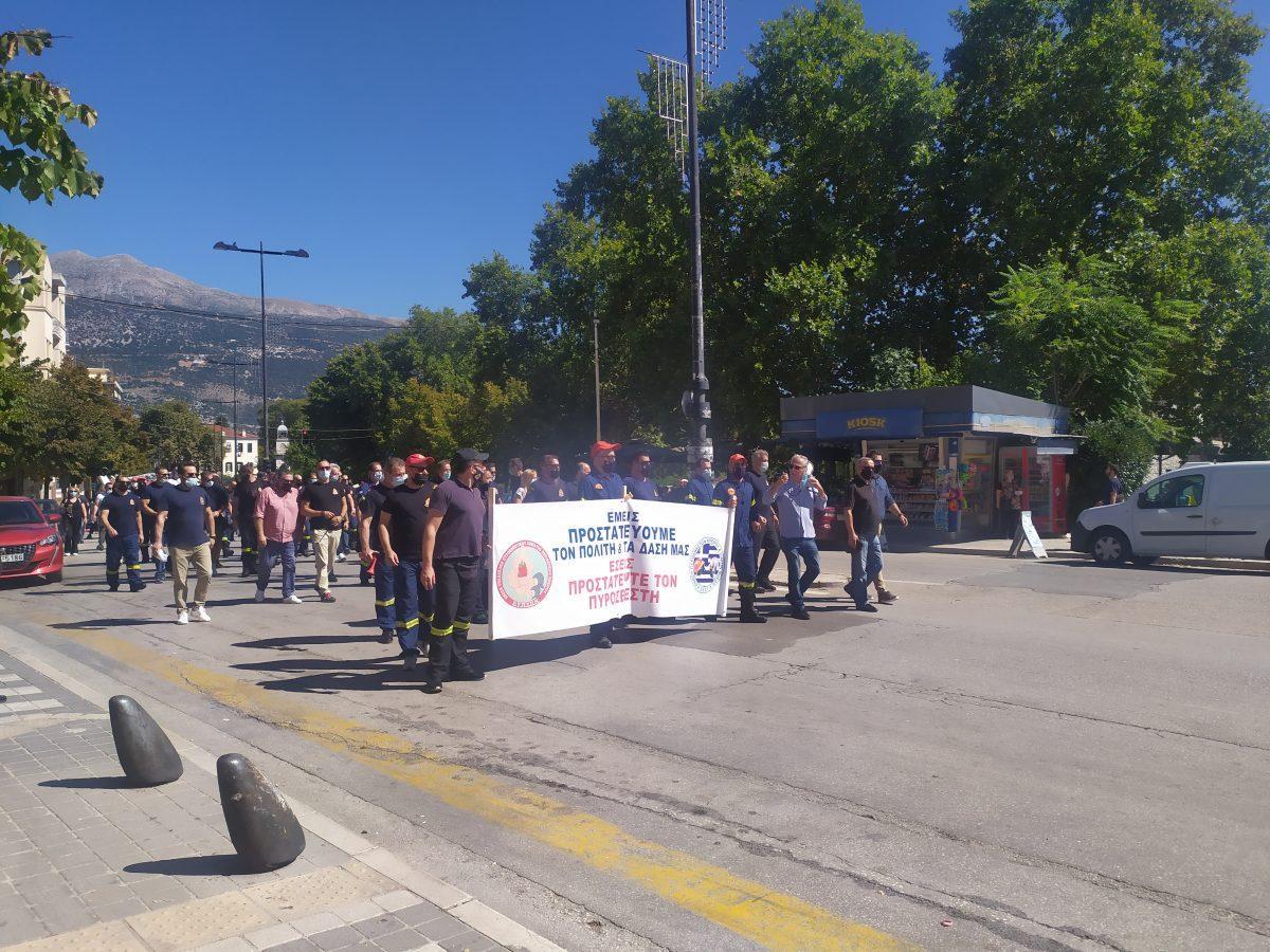 Αγωνιστική εκκίνηση από τα Γιάννενα και την Ήπειρο 52 pyrosvestes kinhtopoihsh1 scaled