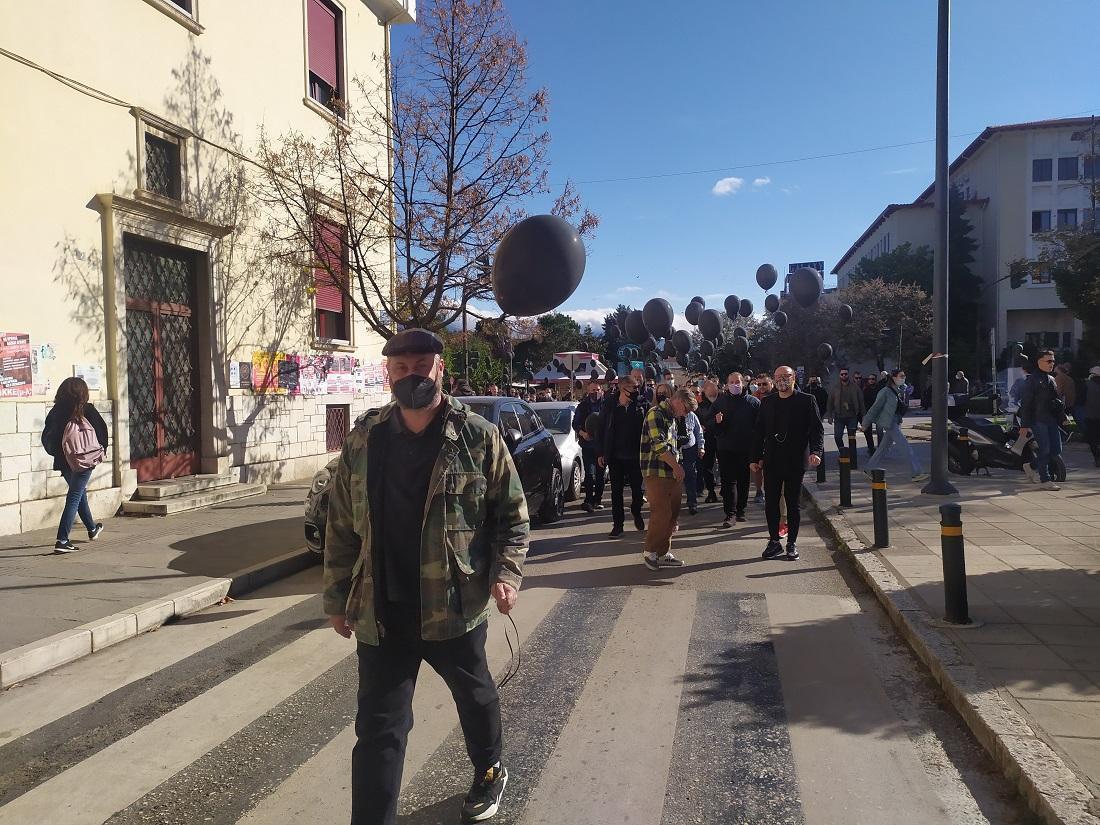 Έστειλαν μήνυμα και αναμένουν αντιδράσεις (φωτορεπορτάζ) 50 estiasi mavrampalonia 1