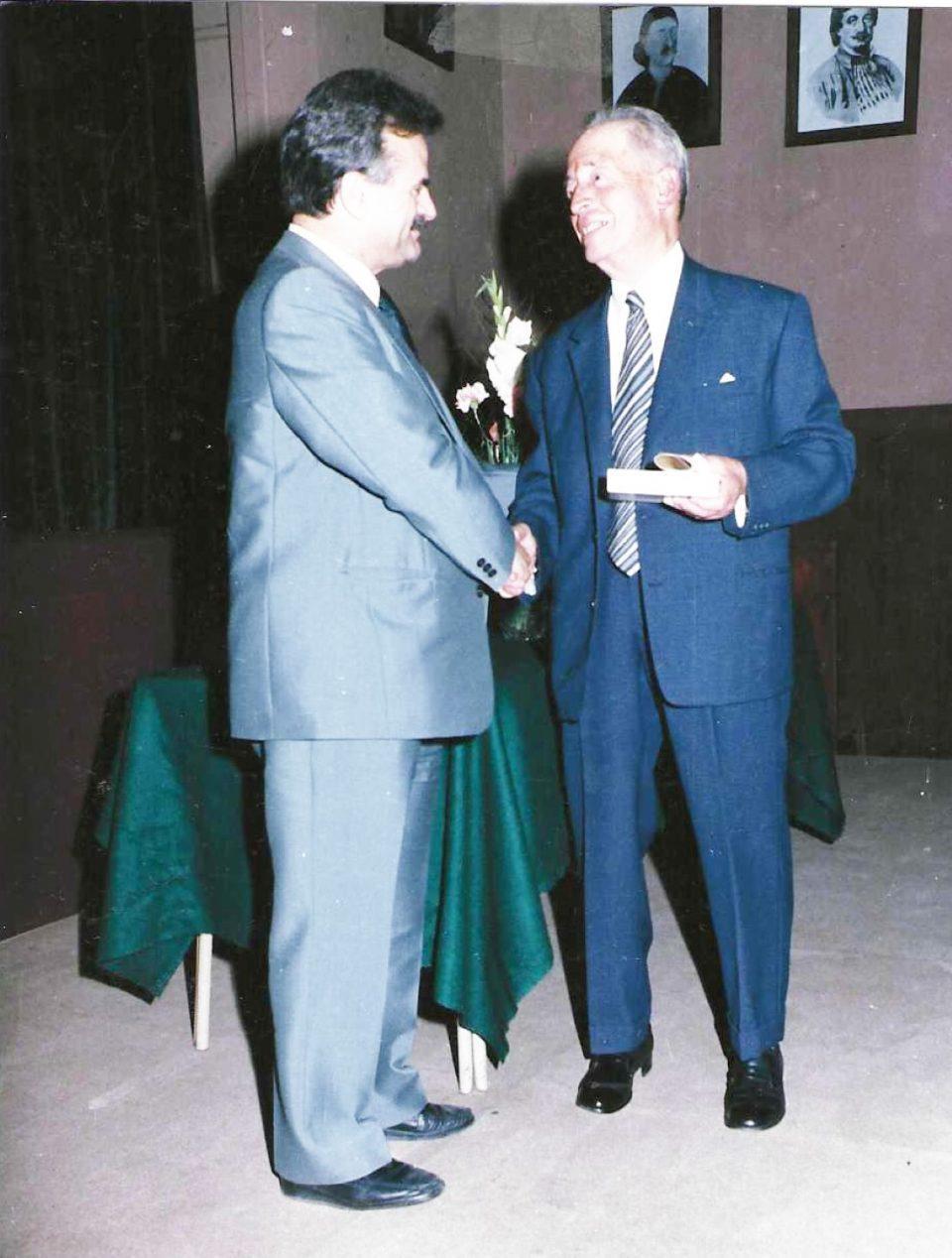 Βλάχος 2 Custom