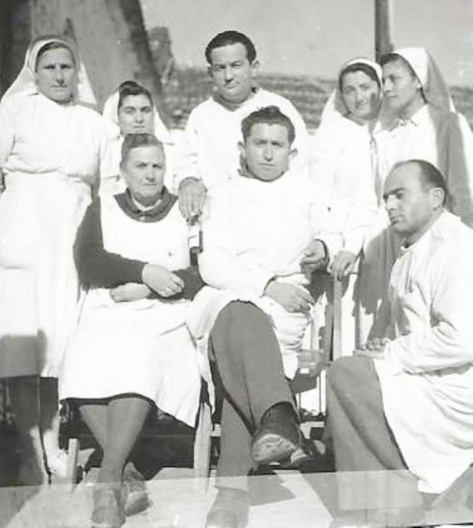 άσπρο 1711 Custom