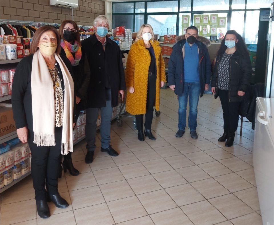 enotitapolitwn koinonikopantopwlio