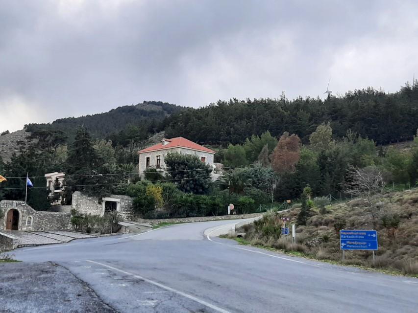 ΕΠΑΝΩΣΗΦΗ 1 Custom