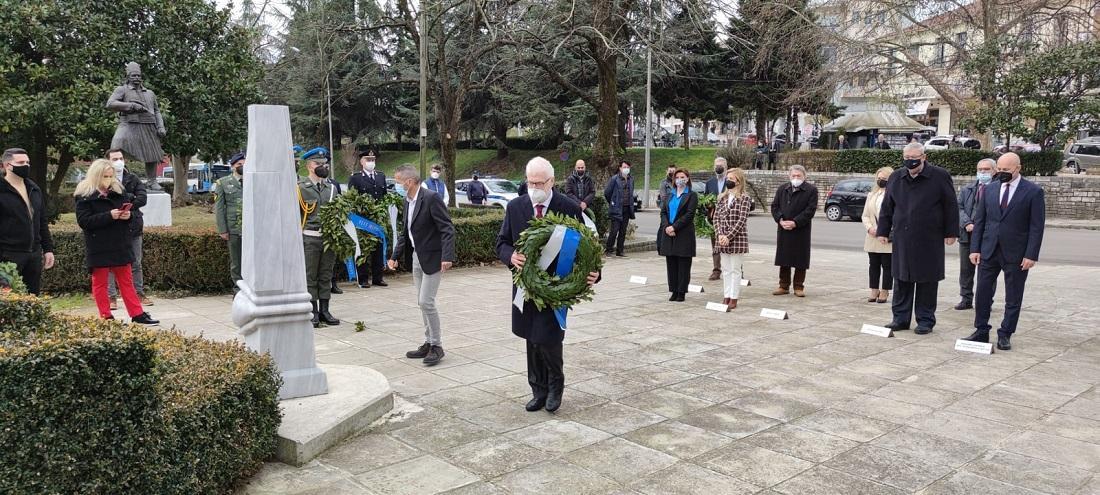 Επιμνημόσυνη δέηση και κατάθεση στεφάνων στο Ηρώο Μπιζανομάχων 53 ekdilosi