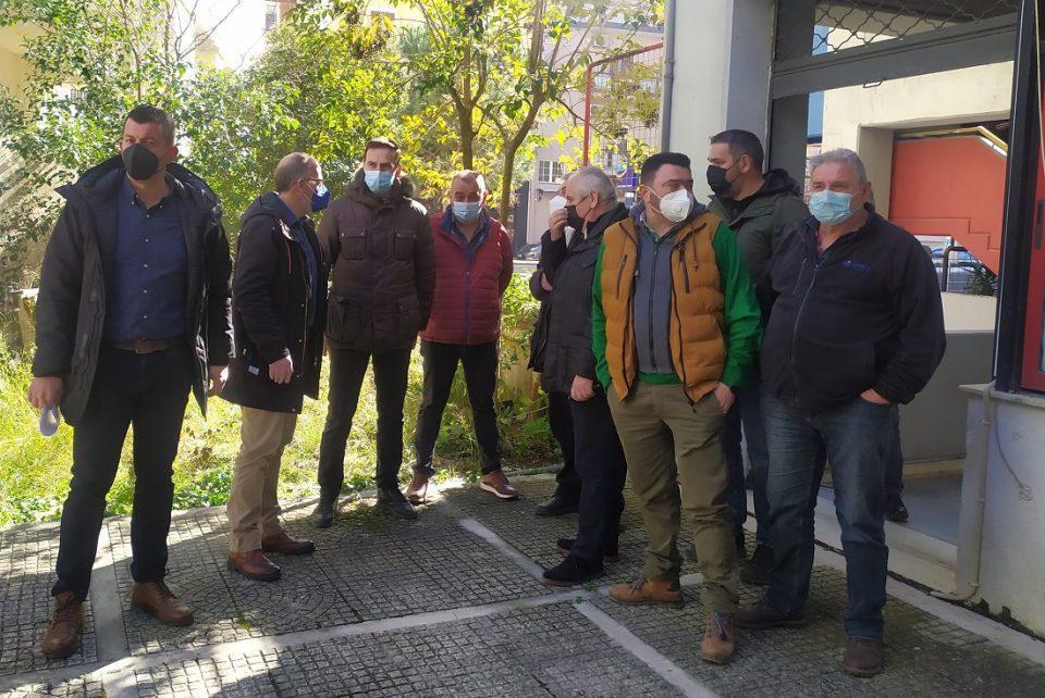 liouris agroktinotrofoi