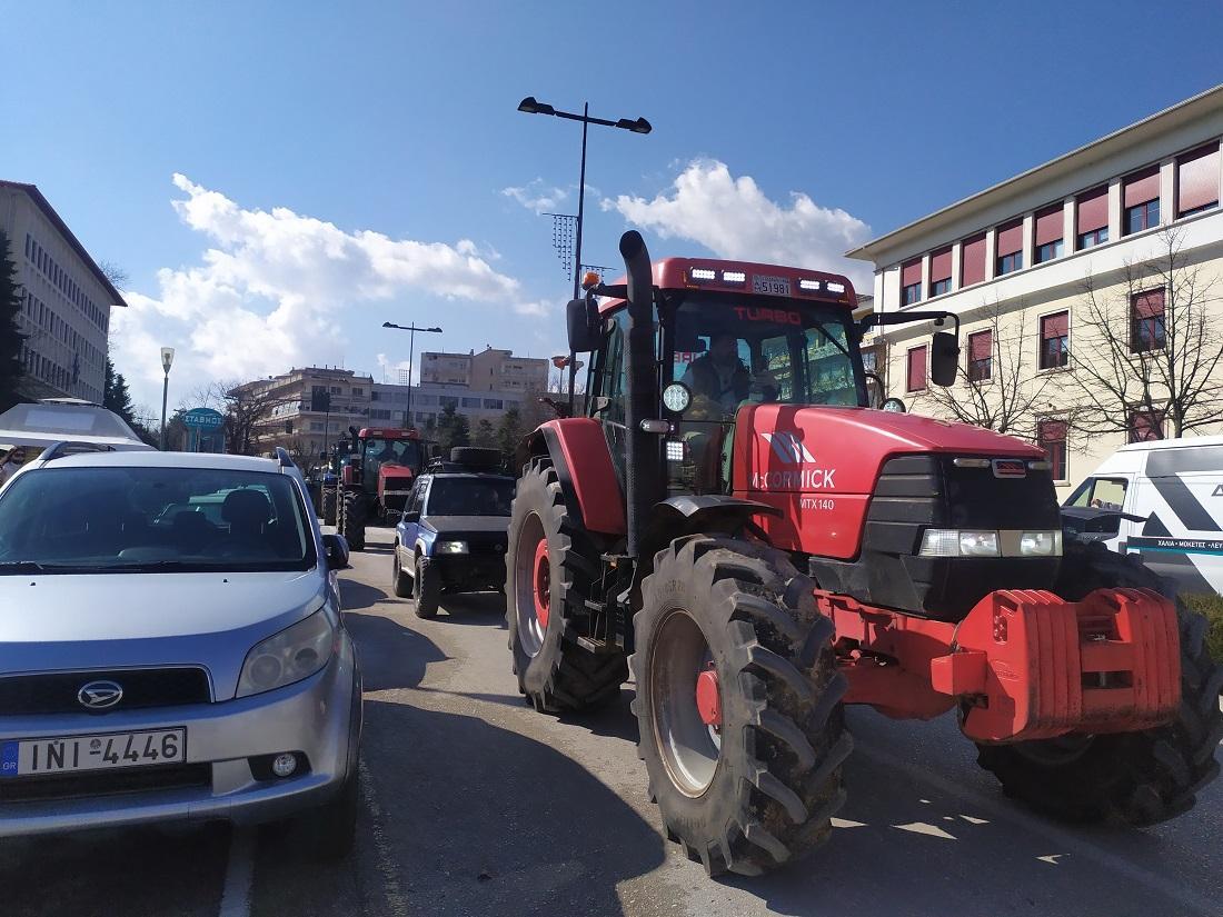 trakter plateia 1
