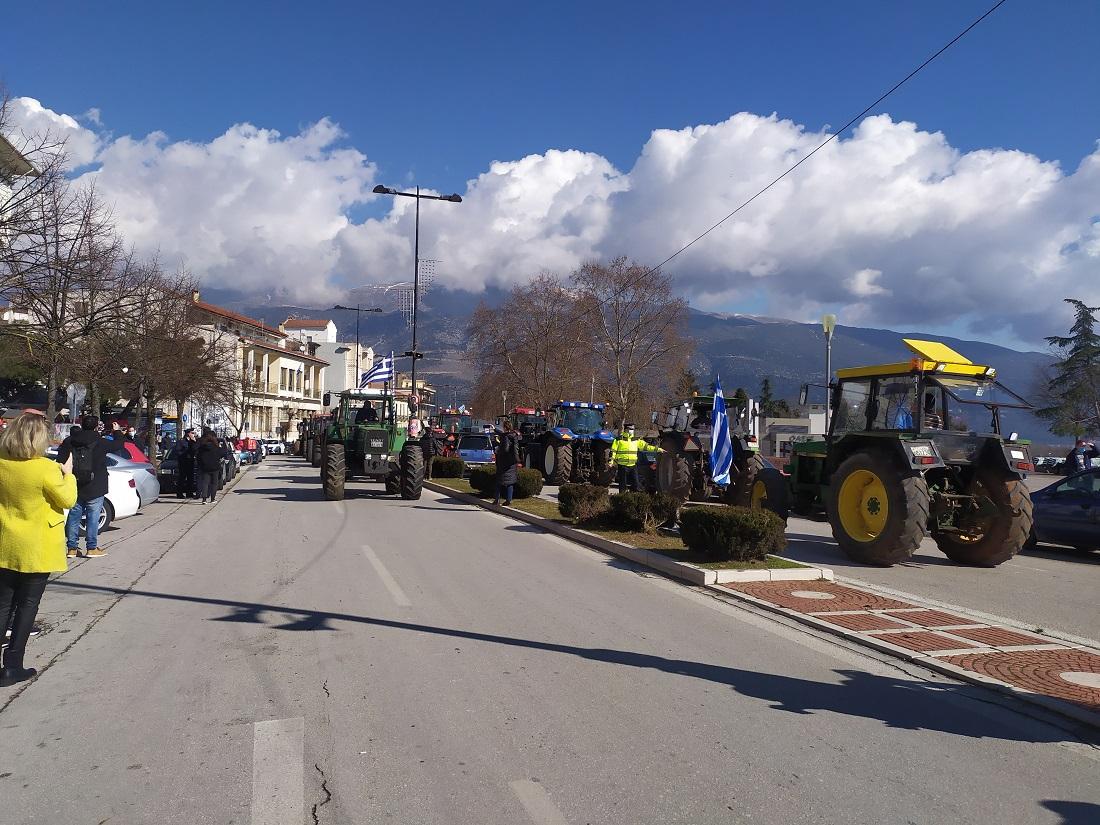 trakter plateia 4