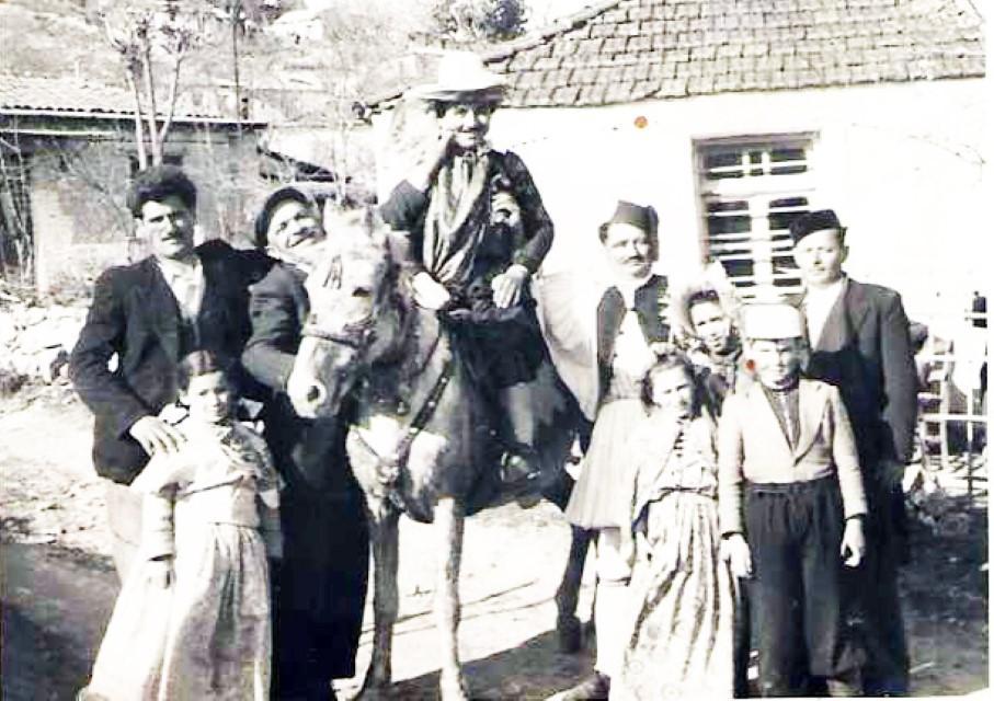 ΑΣΠΡΟ 2602 Custom