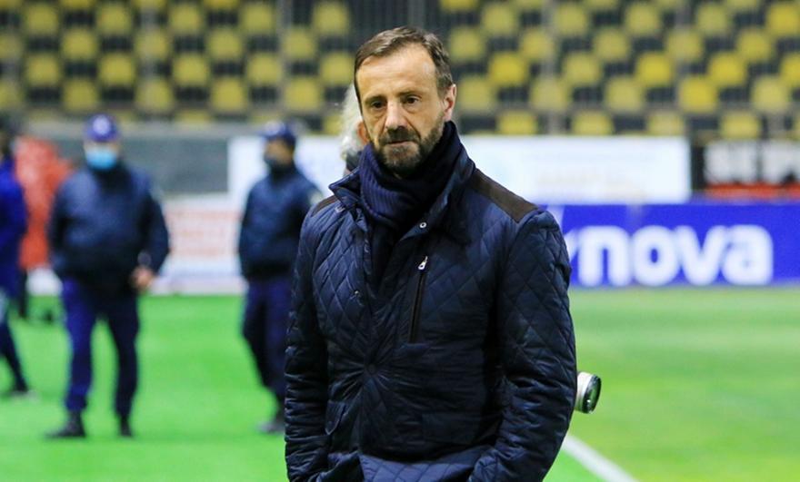 Ακης Μαντζιος