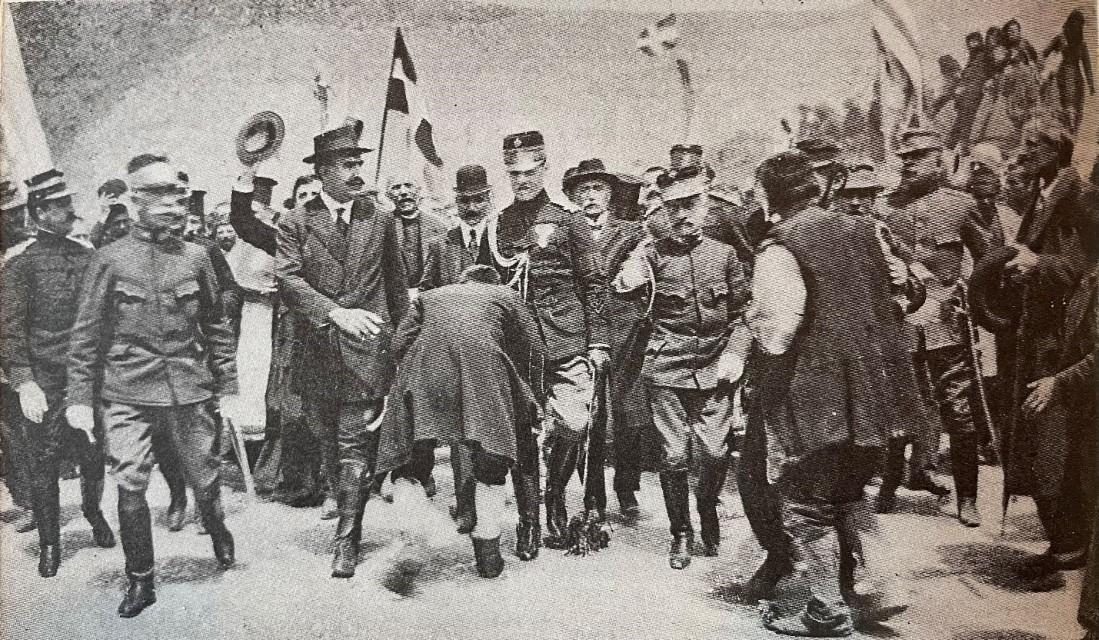 ΕΙΚΟΝΑ 5 Custom