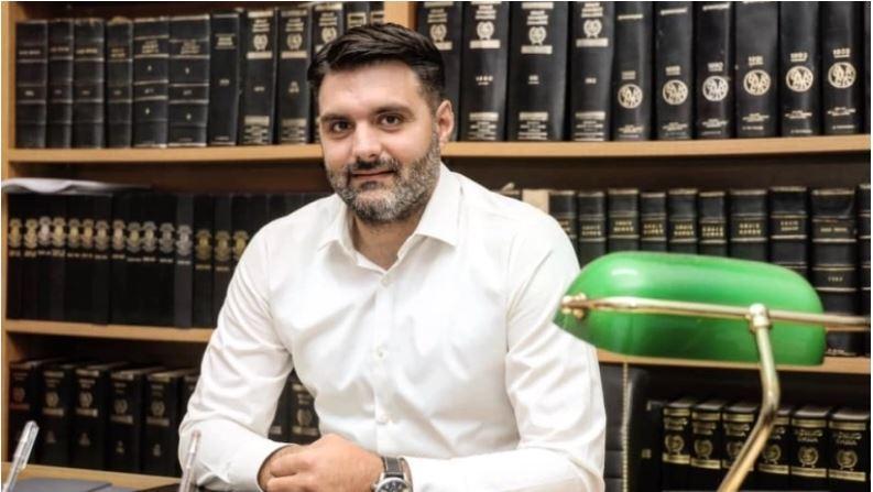 Χαρης Λαζανης